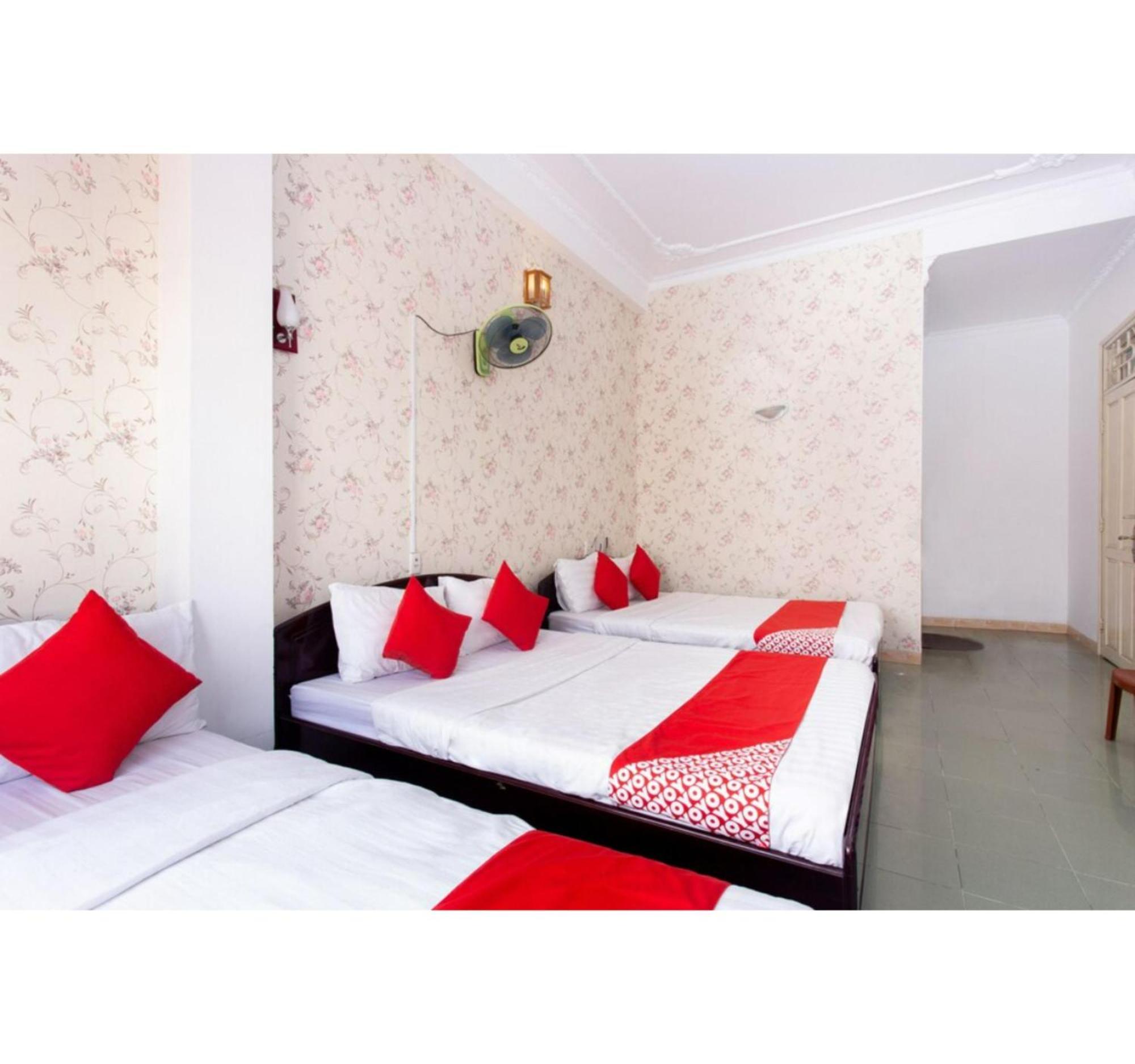 Oyo 553 Truong Giang Hotel Дананг Екстериор снимка
