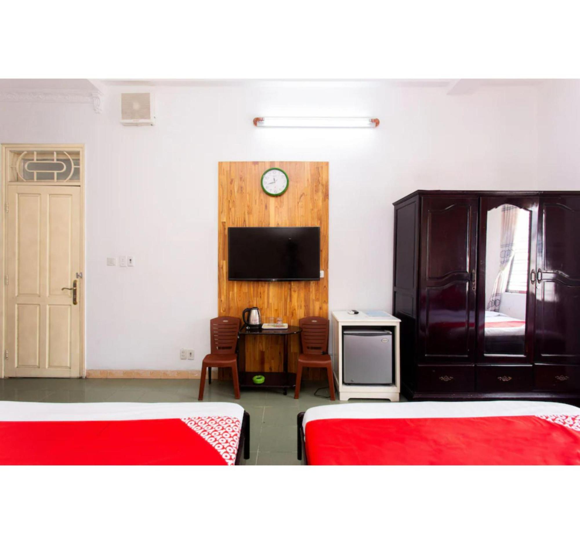 Oyo 553 Truong Giang Hotel Дананг Екстериор снимка