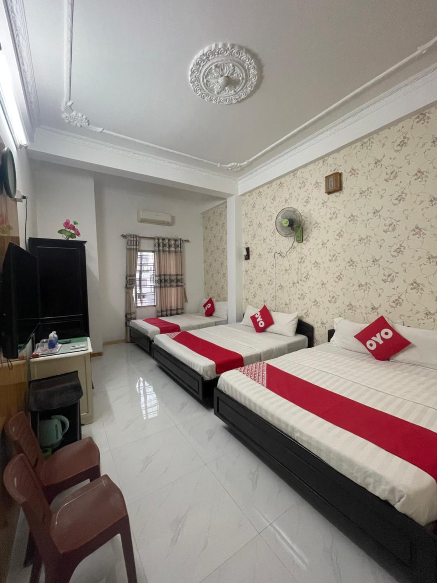 Oyo 553 Truong Giang Hotel Дананг Екстериор снимка
