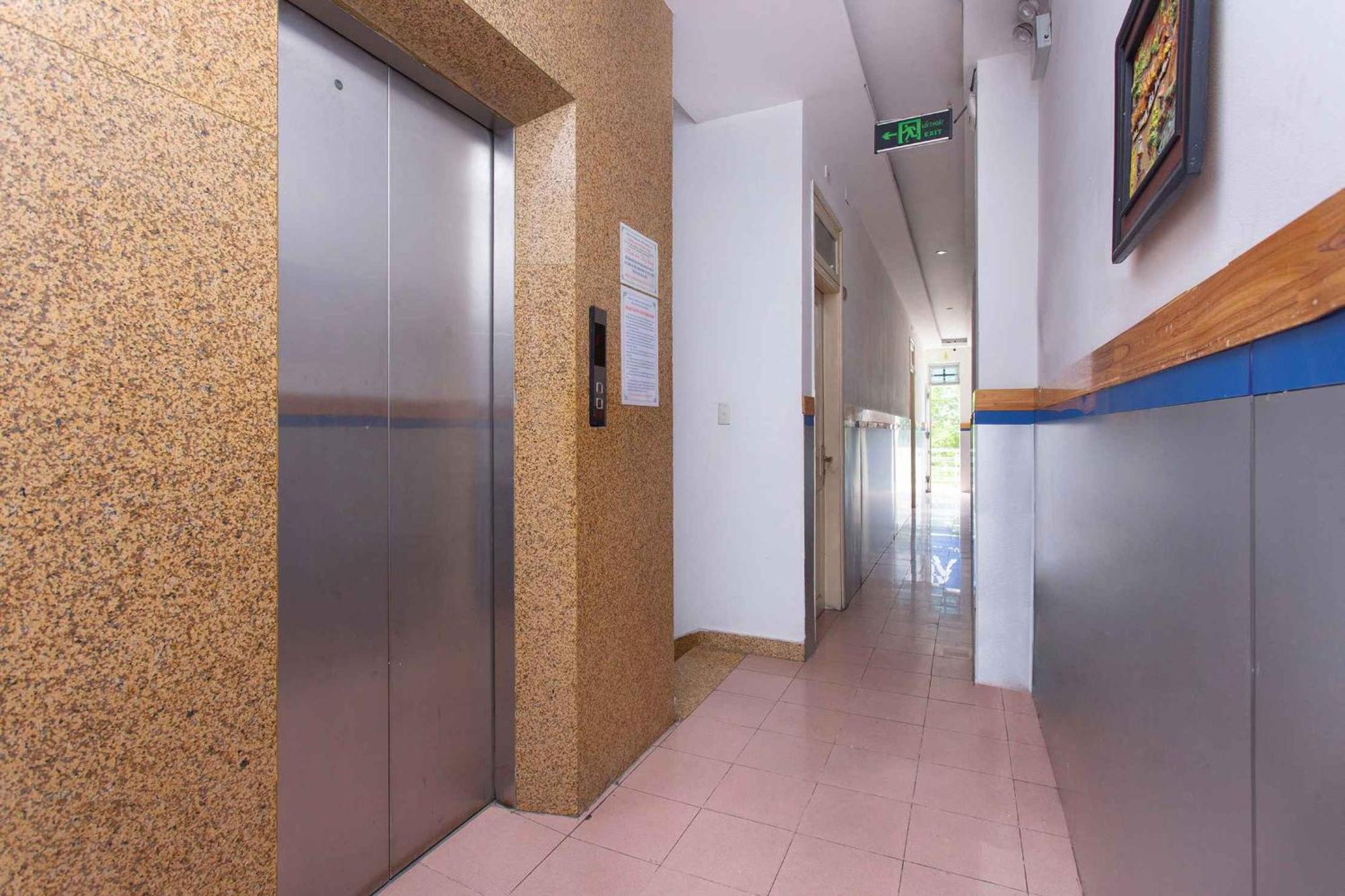 Oyo 553 Truong Giang Hotel Дананг Екстериор снимка