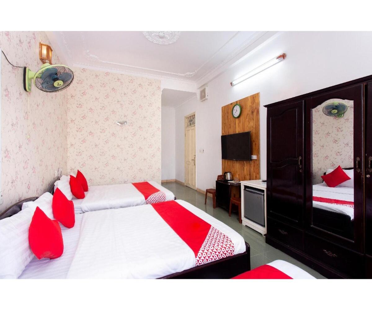 Oyo 553 Truong Giang Hotel Дананг Екстериор снимка